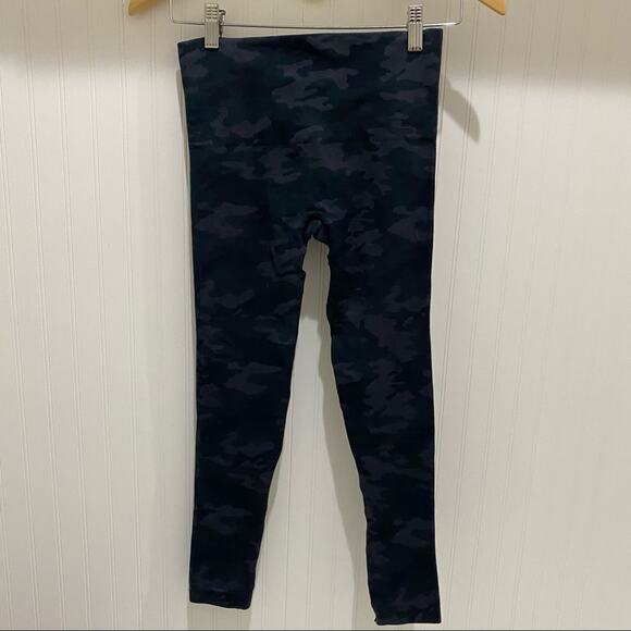 Spanx Look at Me Now Camo Leggings - Picture 2 of 4